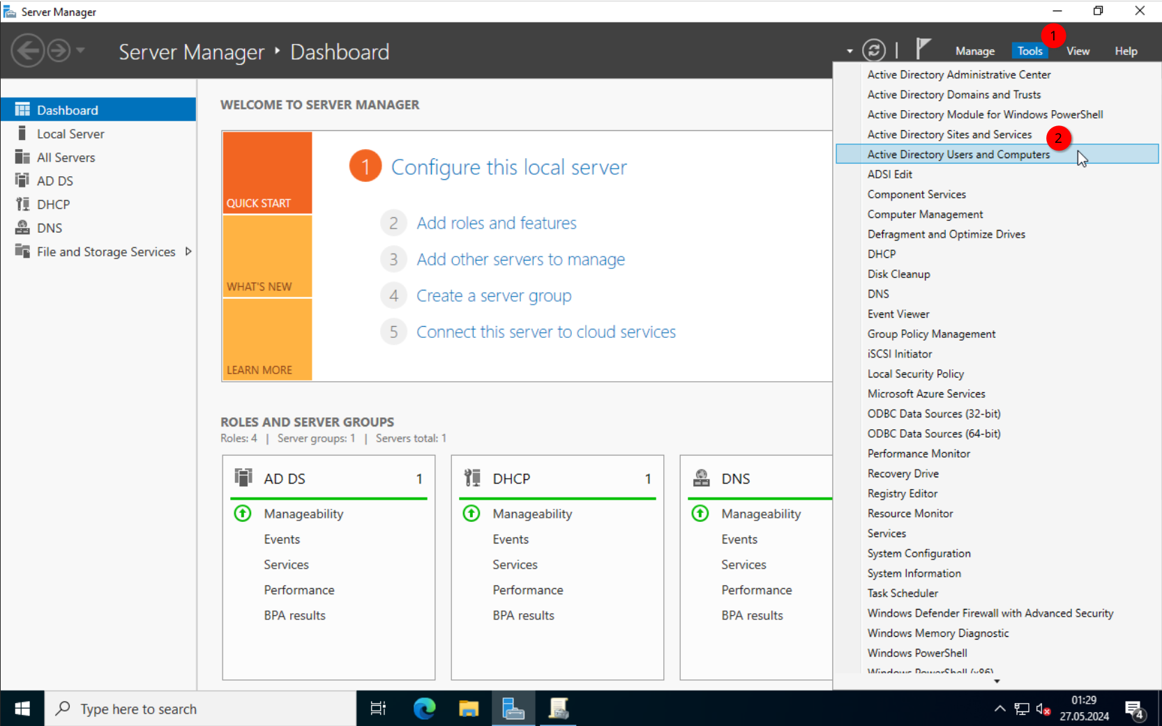 Server Manager: Opening Active Directory Users and Computers